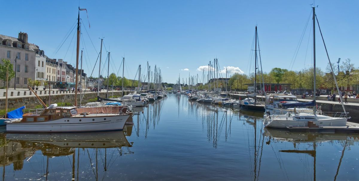 Le port de plaisance de Vannes, quai de la Rabine